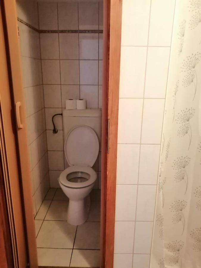 Apartman Pavai ไฮจ์ดุสโซบอสโล ภายนอก รูปภาพ