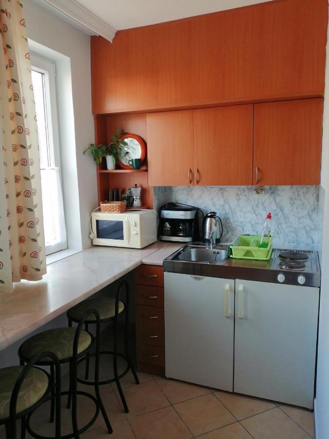 Apartman Pavai ไฮจ์ดุสโซบอสโล ภายนอก รูปภาพ
