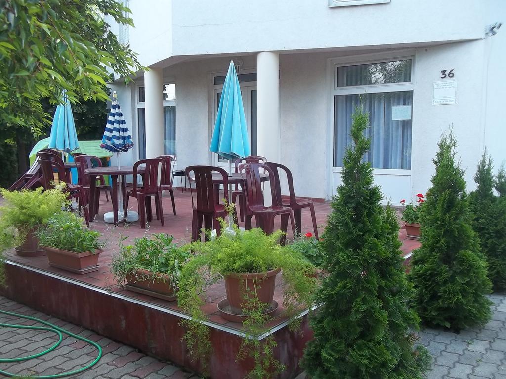 Apartman Pavai ไฮจ์ดุสโซบอสโล ภายนอก รูปภาพ